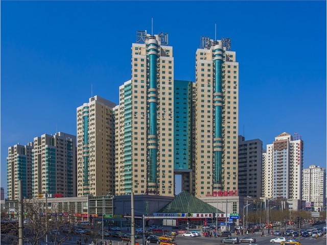 山西开动坦克模型出租军事模型制作军事展模型道具出租